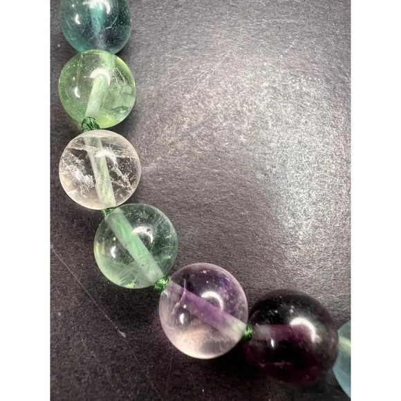 Fluorite knotted beaded bolo necklace with sterling silver magnetic clasp - Picture 9 of 11